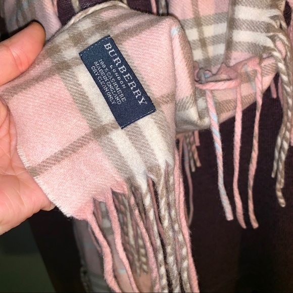 🎉HP🎉 BURBERRY “Happy” Cashmere Double Fringe Scarf - Picture 4 of 5